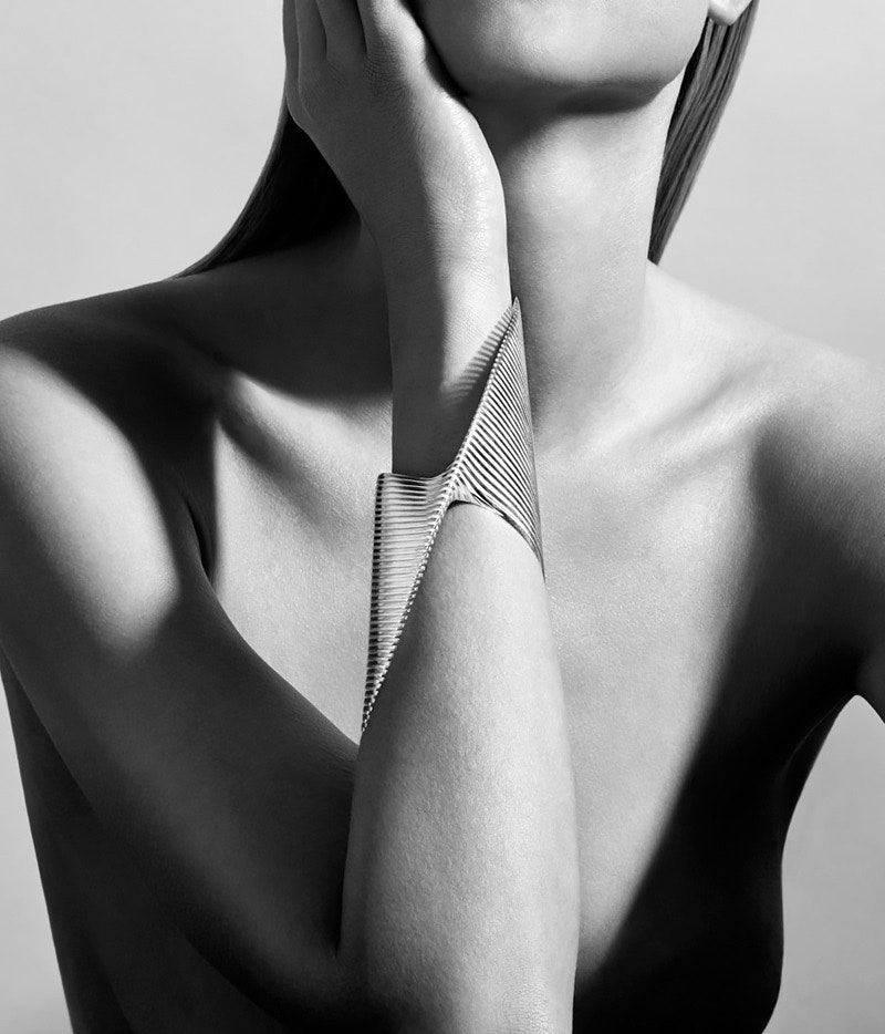 Заха Хадид сотрудничество с Stuart Weitzman United Nude Georg Jensen Louis Vuitton | Vogue