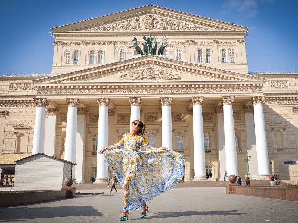 Анна Делло Руссо фото в Москве в лучших летних платьях из ассортимента ЦУМа | Vogue