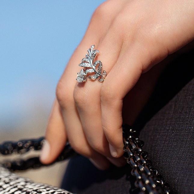 Необычные помолвочные кольца Chanel