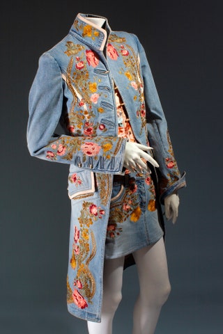 Ансамбль Roberto Cavalli 2003 Исталия.