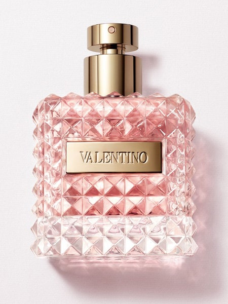 what does the new valentino perfume smell like