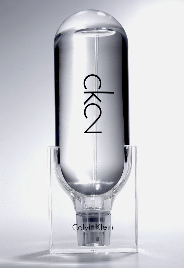 Номер два новый унисексаромат от Calvin Klein по мотивам культового CK One