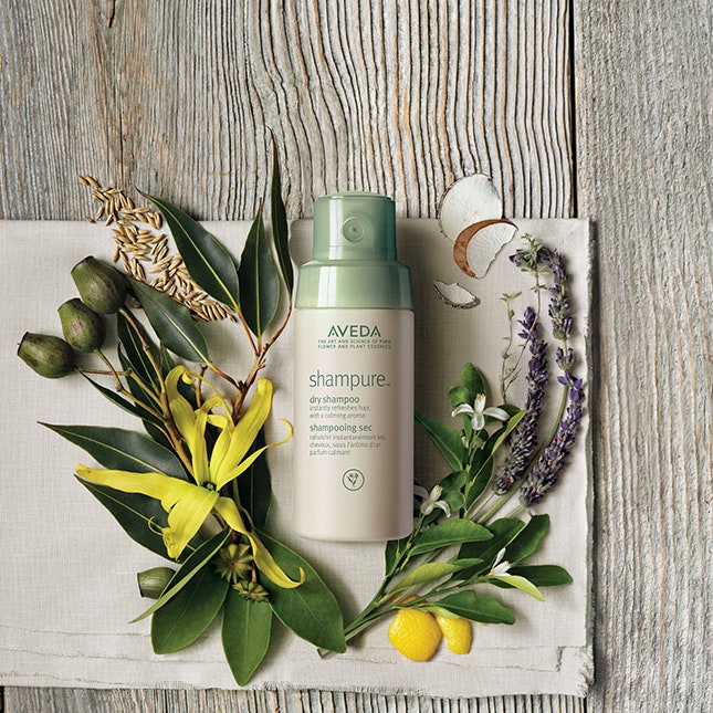 Без мыла и слез: пополнение в линейке Aveda &- сухой шампунь Shampure Dry Shampoo