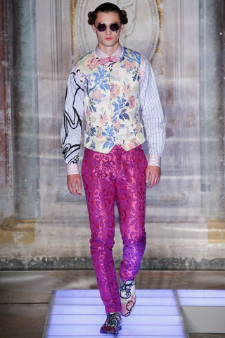 Moschino.