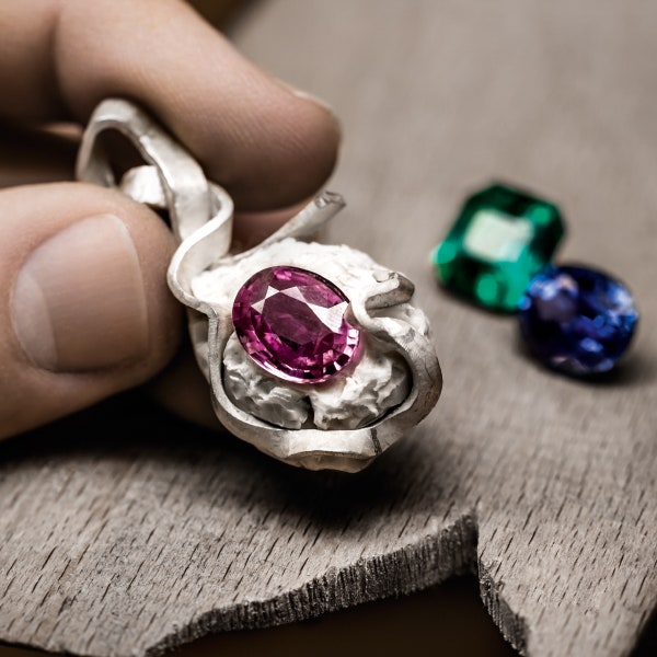 Бриллиантовый шелк: новая коллекция драгоценностей Soie Dior