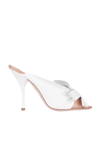 Miu Miu 41500 рублей в магазине Miu Miu в Столешниковом переулке 9.