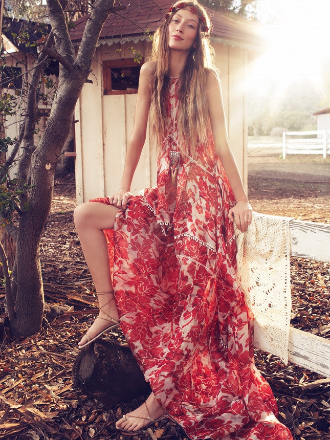 Вечерние летние платья без рукавов длиной в пол от Lanvin Givenchy Etro Iceberg Chloé | Vogue