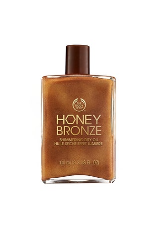 Маслобронзант для тела Honey Bronze The Body Shop 1090 рублей.