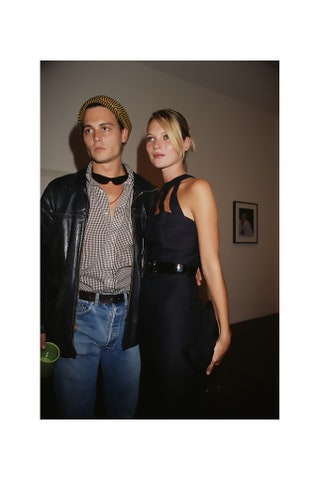 Кейт Мосс и Джонни Депп в галерее Danziger в НьюЙорке 1993.