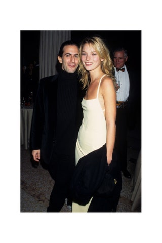 Кейт Мосс и Марк Джейкобс на балу Института костюма MET Gala 1995.