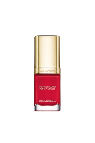 Лак оттенка Sheer 628 1511 рублей.