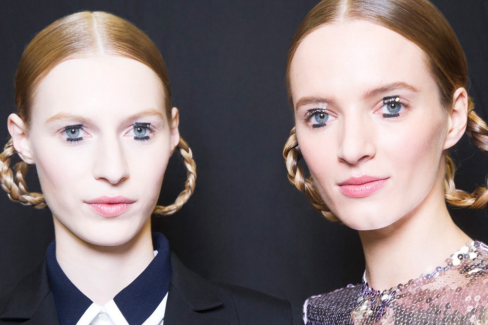 Макияж в стиле комиксов манга на показе Christian Dior prefall 2015 в Токио | Vogue