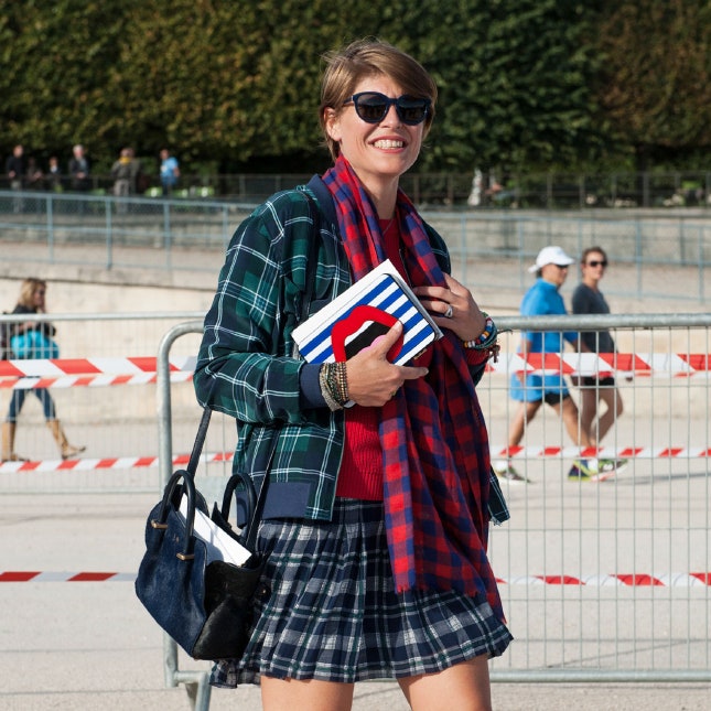 Снова в школу: 40 streetstyle-образов в стиле preppy