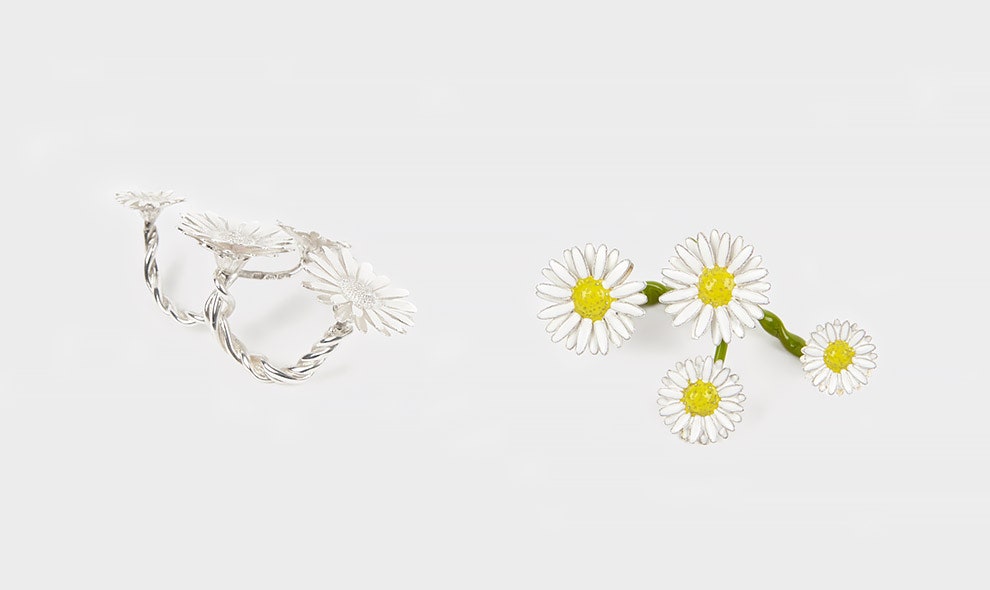 Maison Martin Margiela коллекция украшений весналето 2015 с цветочными мотивами | Vogue