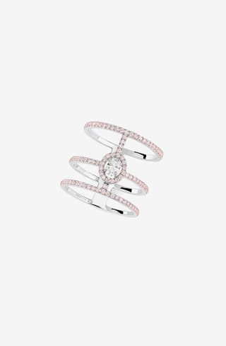 Кольцо Messika из белого золота с розовыми бриллиантами.