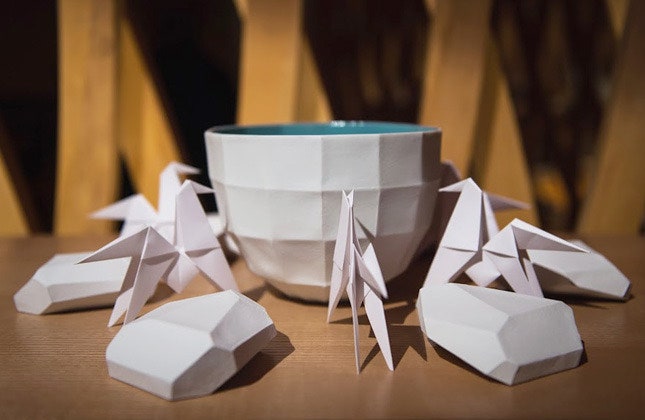 Ароматы для дома Hermès свечи парфюмированная скульптура и лошадки оригами | Vogue