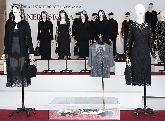 Доменико Дольче и Стефано Габбана награждены La Fondazione NY за вклад в развитие моды | Vogue