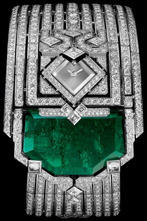 Часы с секретом Cartier скрытый циферблат бриллиантовый браслет и огромный изумруд | Vogue