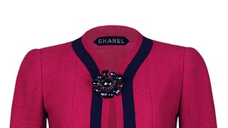 Жакеты Chanel в Vintage Voyage винтажная одежда 60х и 90х в бутике | Vogue