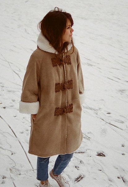Наташа Туровникова и марка Xassa выпустили коллекцию меховых пальто дубленок и свитшотов | Vogue