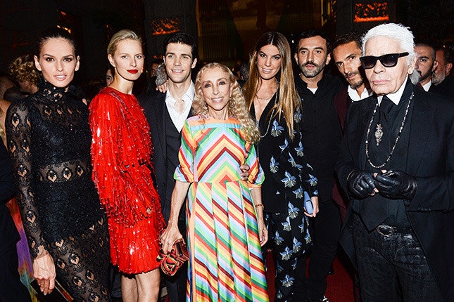 Vogue Италия фото на вечеринке Анны Винтур Франки Соццани Джорджо Армани и других | Vogue