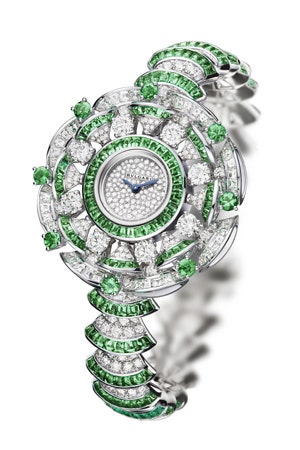 Часы Bvlgari Diva High Jewellery Emeralds победили в номинации «Ювелирные часы» | Vogue