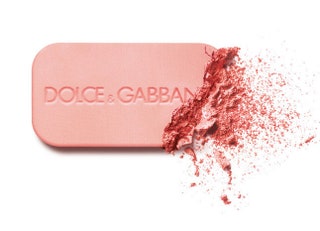 Румяна The Blush 50 2 126 руб. Dolce  Gabbana Make Up.