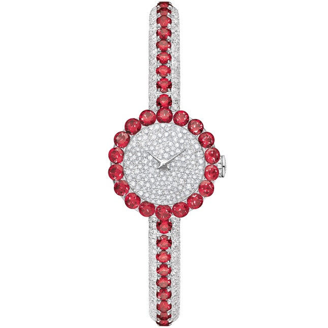 Драгоценные часы La D de Dior Prcieuse с изумрудами рубинами сапфирами и бриллиантами | Vogue