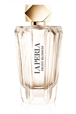 Аромат La Perla Peony Blossom от марки нижнего белья | Vogue