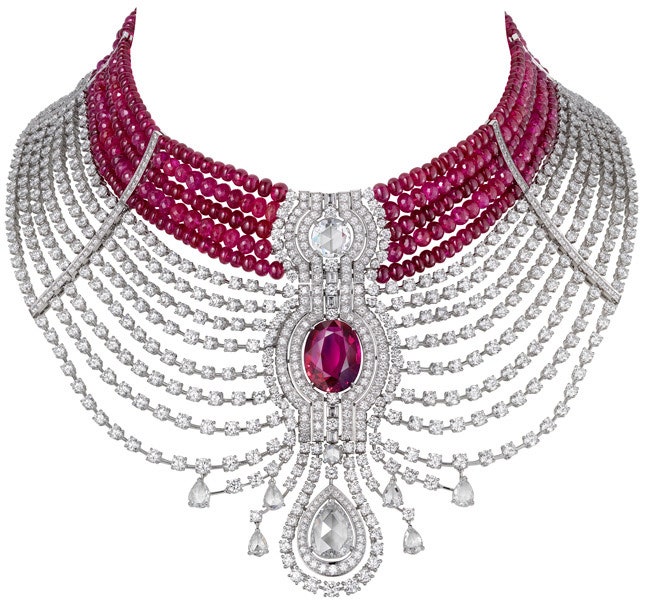Колье Cartier Royal Pearl и другие украшения из коллекции представленной на Биеннале антикваров