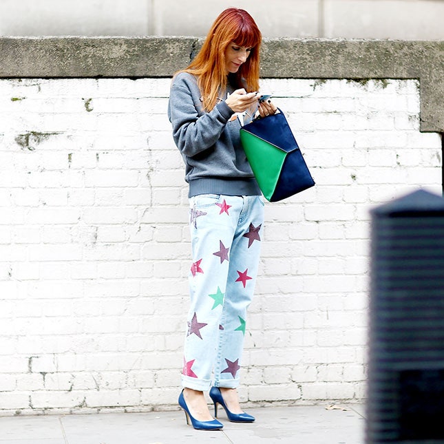 Неделя моды в Лондоне стритстайлфото гостей показа одетых в стиле smart casual | Vogue