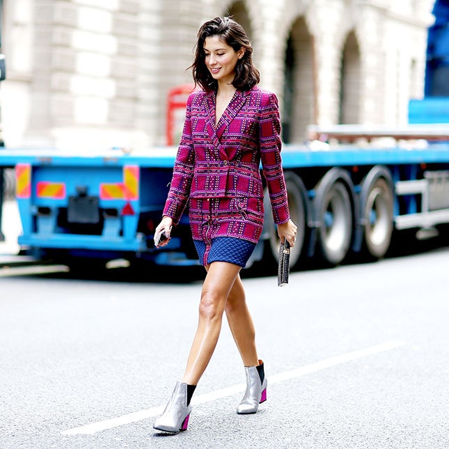 Неделя моды в Лондоне стритстайлфото гостей показа одетых в стиле smart casual | Vogue