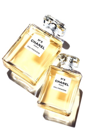 Chanel №5 Eau Premièrе в культовом флаконе объемом 100 или 50 мл | Vogue
