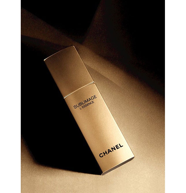 Sublimage L'Essence от Chanel фундаментальный концентрат активирующий сияние кожи | Vogue