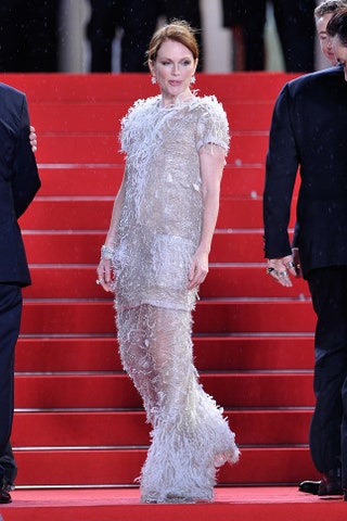 Джулианн Мур в Chanel Haute Couture на премьере фильма laquoЗвездная картаraquo