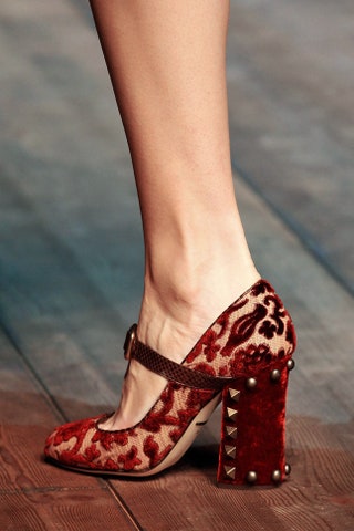 Dolce  Gabbana.