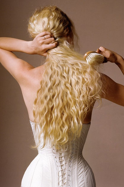 Выпадение волос у женщин лучшие средства и процедуры для лечения