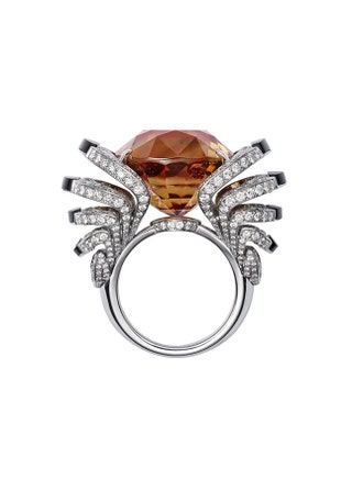Коктейльное кольцо с турмалином бриллиантами и обсидианом.