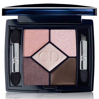 5 Couleurs Lift Wideeyed and radiant effect  Serumenriched primer and eyeshadows.