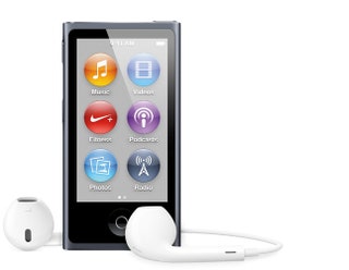 Плеер iPod Nano около 6 300 руб. Apple.
