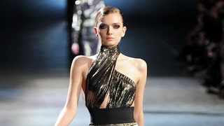 Футуристические коллекции Balenciaga Chanel Alexander McQueen | VOGUE