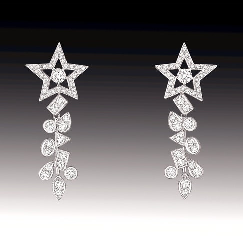 Звезды в ювелирных украшениях Chanel