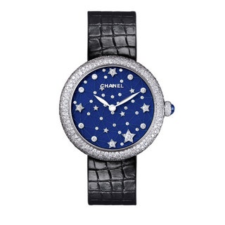 Часы Mademoiselle Priveacute из белого золота с бриллиантами и эмалью Chanel.
