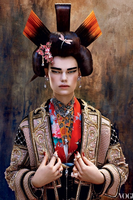 Mikimoto Van Cleef  Arpels Chanel Dior Bvlgari  ювелирные украшения в восточном стиле | VOGUE