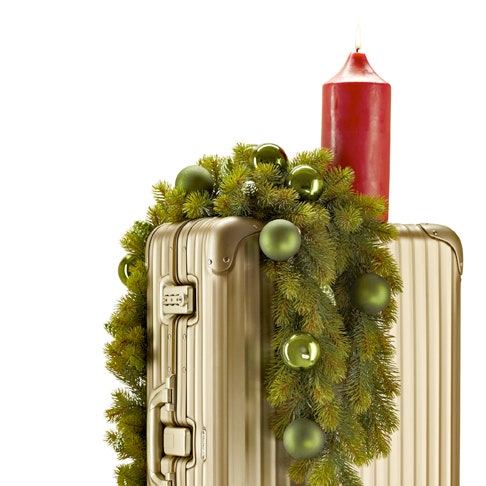 Рождественская коллекция чемоданов Rimowa