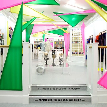 Opening Ceremony открыли временный магазин в Лондоне