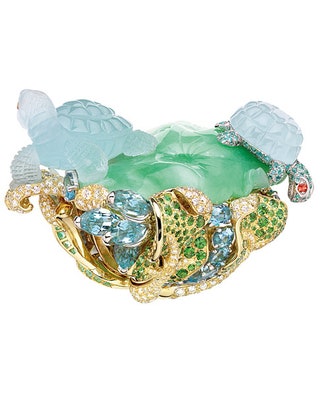 Золотое кольцо Coffret de Victoire с сапфирами жадеитами турмалинами аквамаринами цаворитами и бриллиантами Dior...