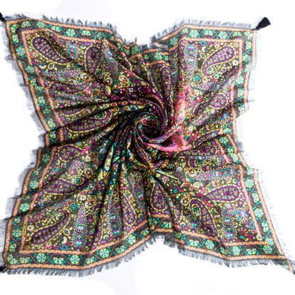 FNO 2012: Etro создали шелковый платок для «Модной ночи»