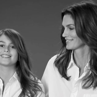 Видео: Синди Кроуфорд с дочерью Кайей в рекламном ролике JCPenney