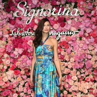 Бьянка Балти, Кортни Лав и другие на презентации аромата Signorina, Ferragamo